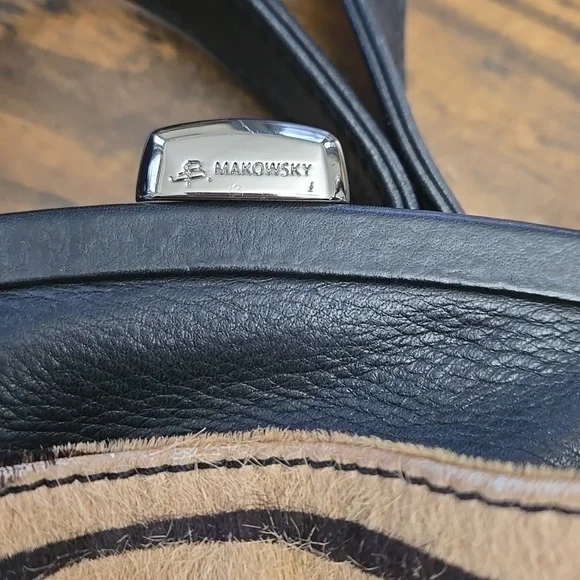 B Makowsky Leather Crossbody - Picture 8 of 8